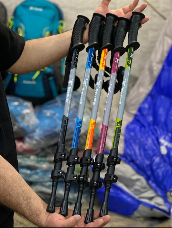 عصا کوهنوردی پکینیو