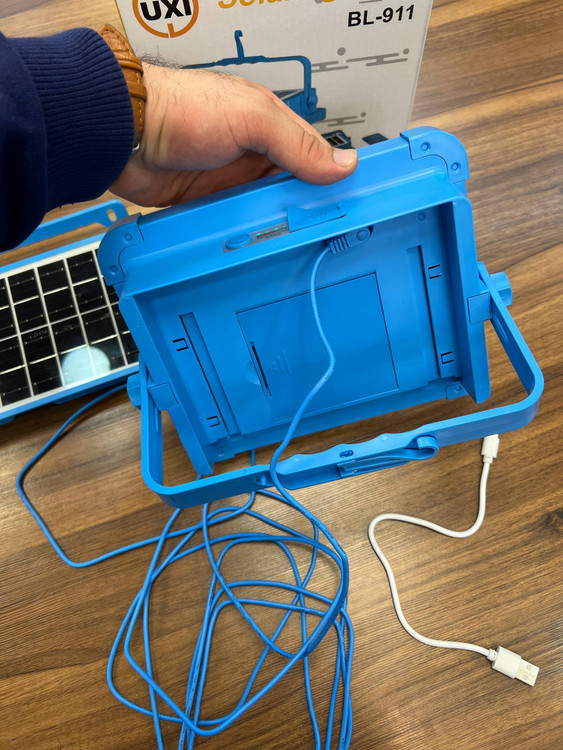 پرژکتور سولار کمپ