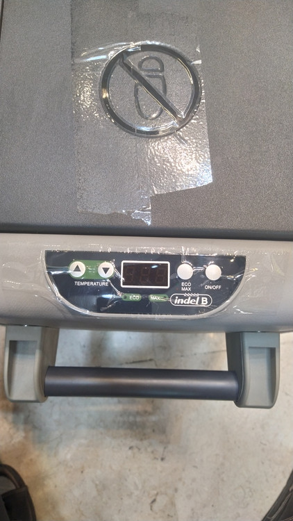 یخچال ایتالیایی ایندل بی